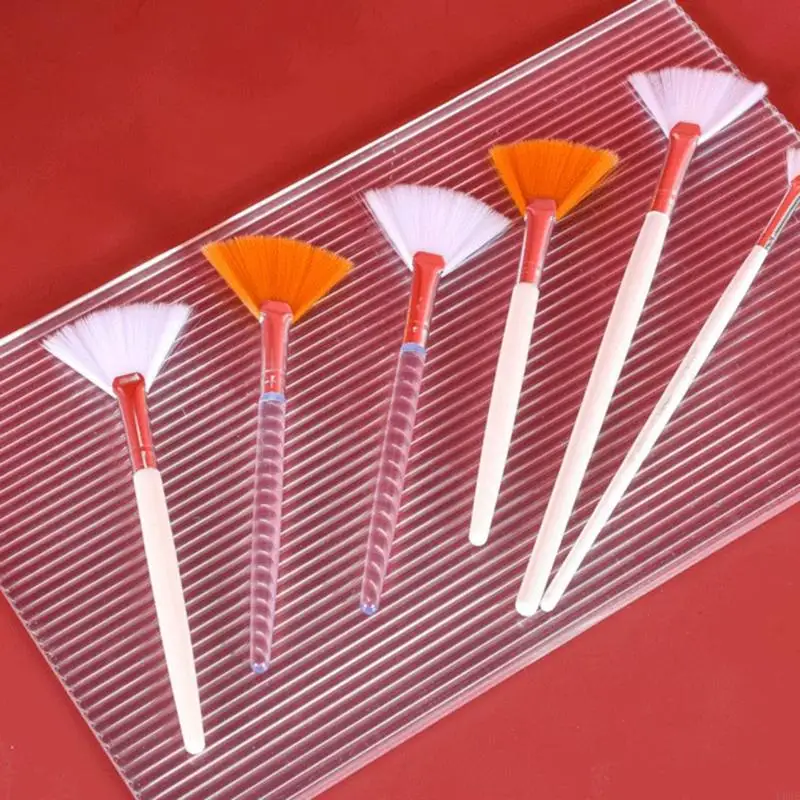 U0DE Практичные кисти для лица, веерная кисть для макияжа, мягкие портативные салонные косметические инструменты для женщин