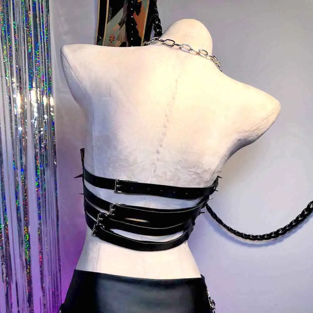 

Готические майки 90-х годов с заклепками Cyber Punk Rock Harajuku Y2K Холтер Камзол Топы Emo Kawaii Eco Goth E-Girls Череп Гранж