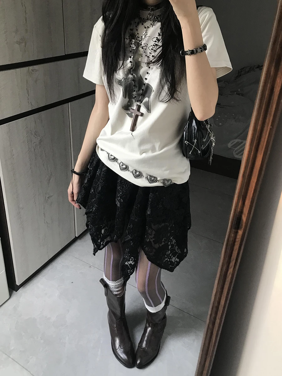 ReddaChic Asymmetrische Ruffle Tiered Rok Goth Punk Zwarte Bloemen Kant Elastische Taille Mini Rok Harajuku Retro Vrouwen Streetwear