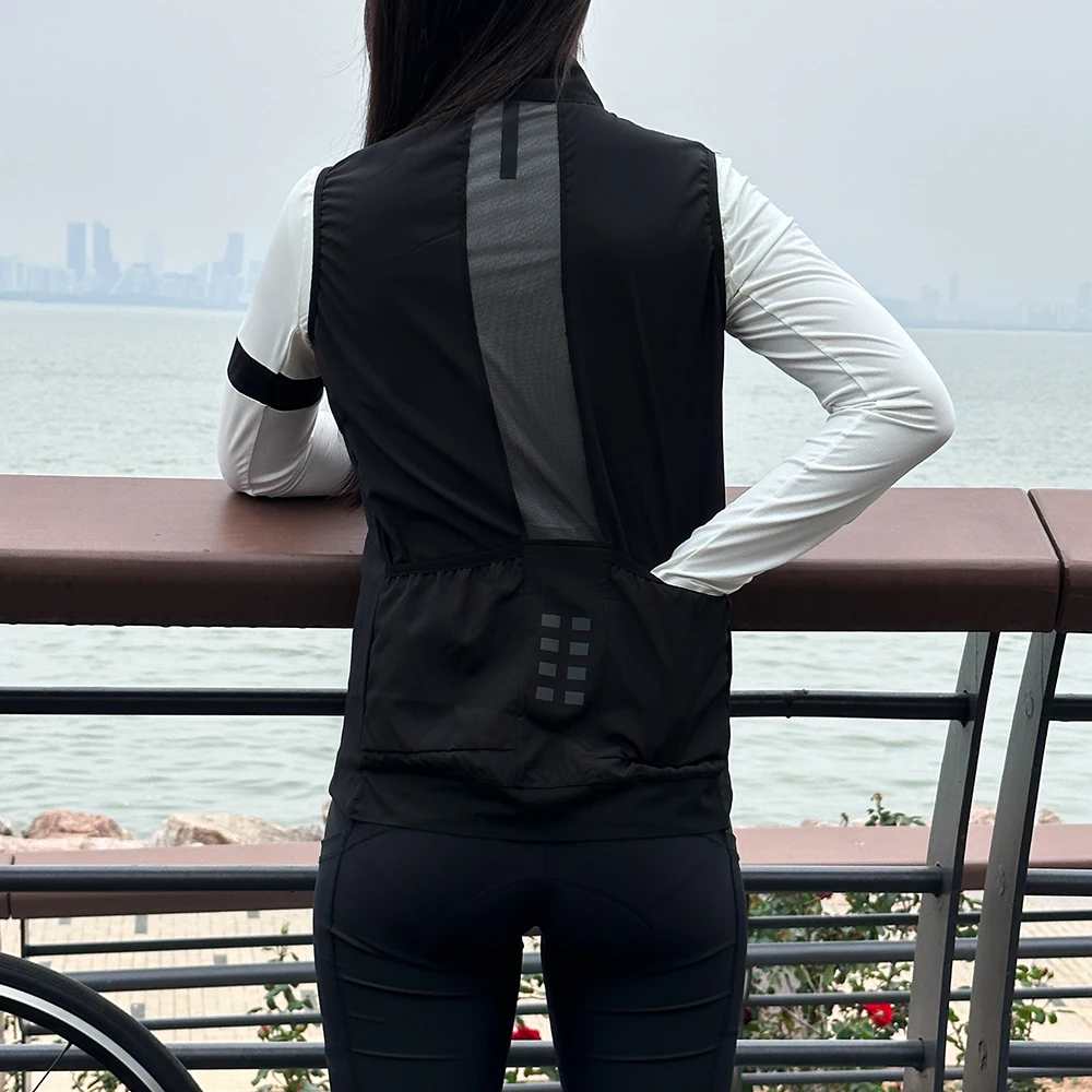 Thumbnail 3 - #65 Cheap Cycling Vests Worth Buying