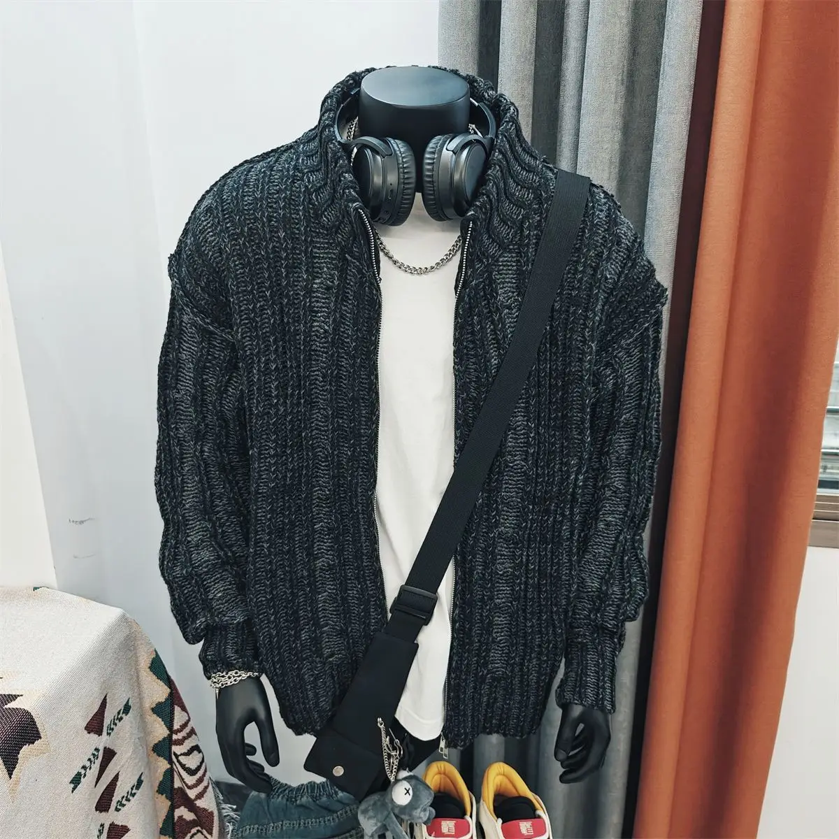 

Men's Heavyweight Turtleneck Sweater American Style Zip Up Knit Jacket 2025 Fall Winter Relaxed Fit Black Gray Available