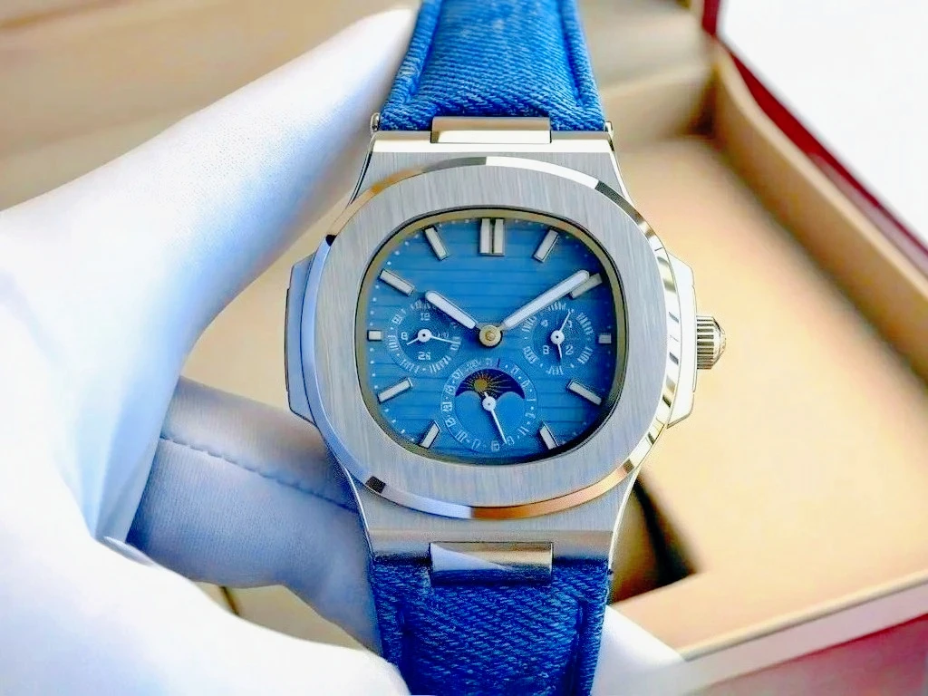 Relojes Mecánicos Automáticos Elegantes Heritage para Hombre, Caja de Acero 904L, Correa de Goma Cómoda, Tono Negro Azul, Reloj de Pulsera para Uso Diario