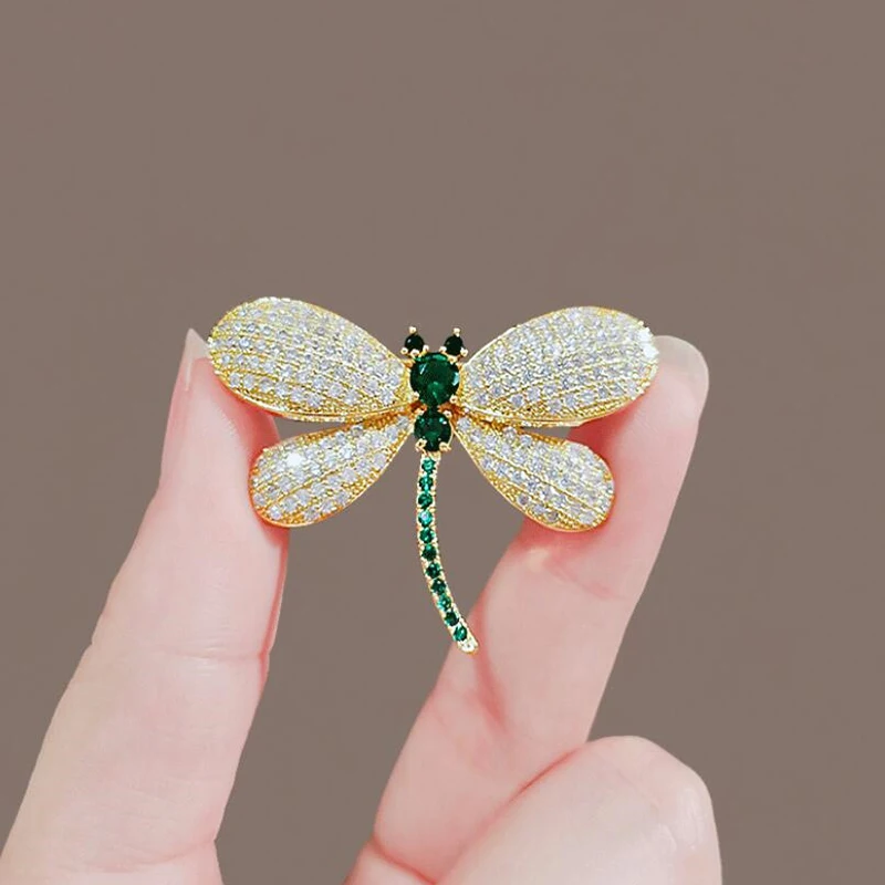 Green Rhinestone Dragonfly Brooch For Women Elegant Crystal Corsage Pin Ladies Gifts Party Dress Accessories Fashion Jewelry