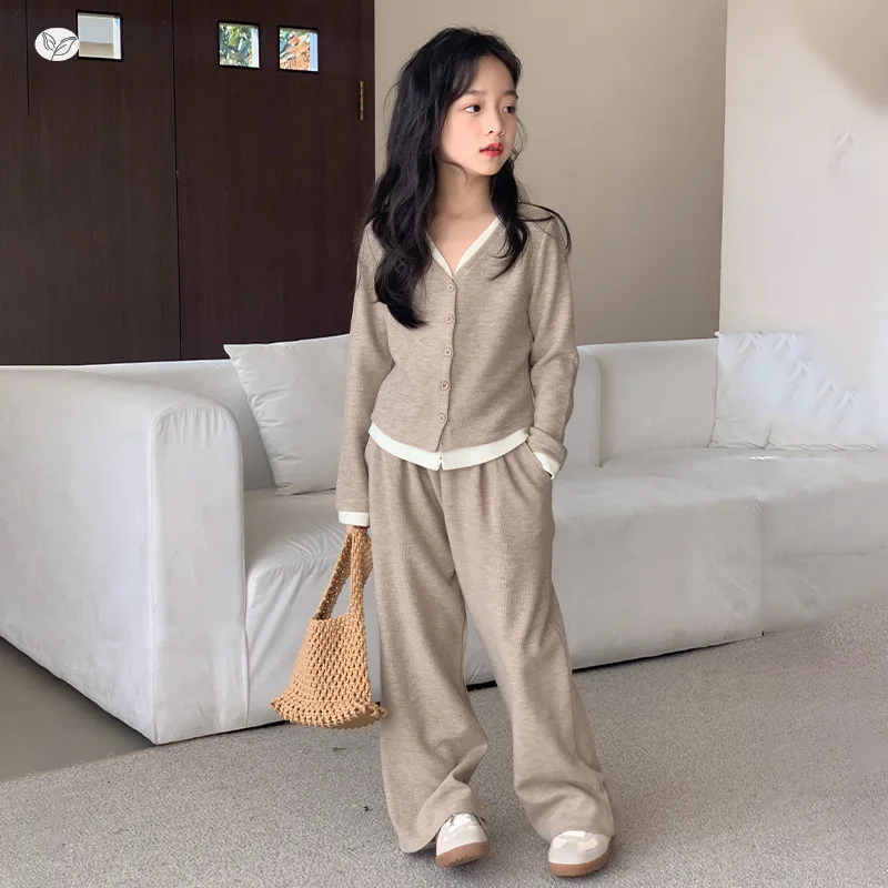 مجموعة سترة الفتيات 2025 الخريف جديد أعلى بنطال ذو قصة أرجل واسعة قطعتين مجموعة السراويل الطويلة طويلة الأكمام الاطفال ملابس الأولاد