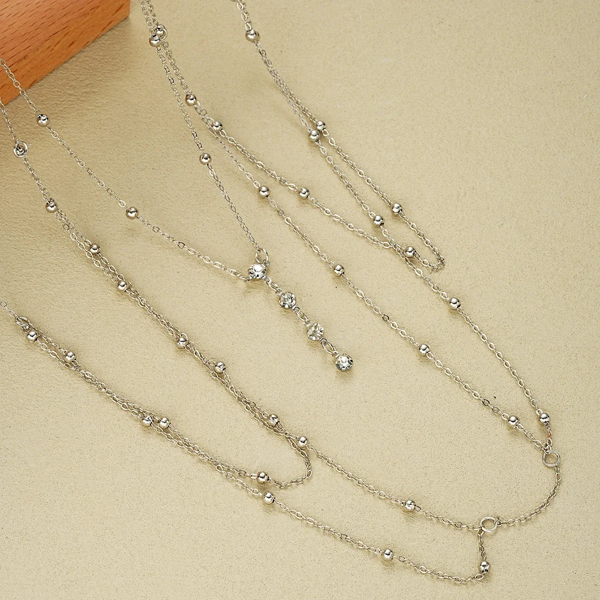 خمر فضي اللون مطرز كريستال الصدر سلاسل بسيطة متعدد الطبقات بيكيني للشاطئ مجوهرات للجسم جديد الإناث الصيف الثدي سلسلة 2025 #5