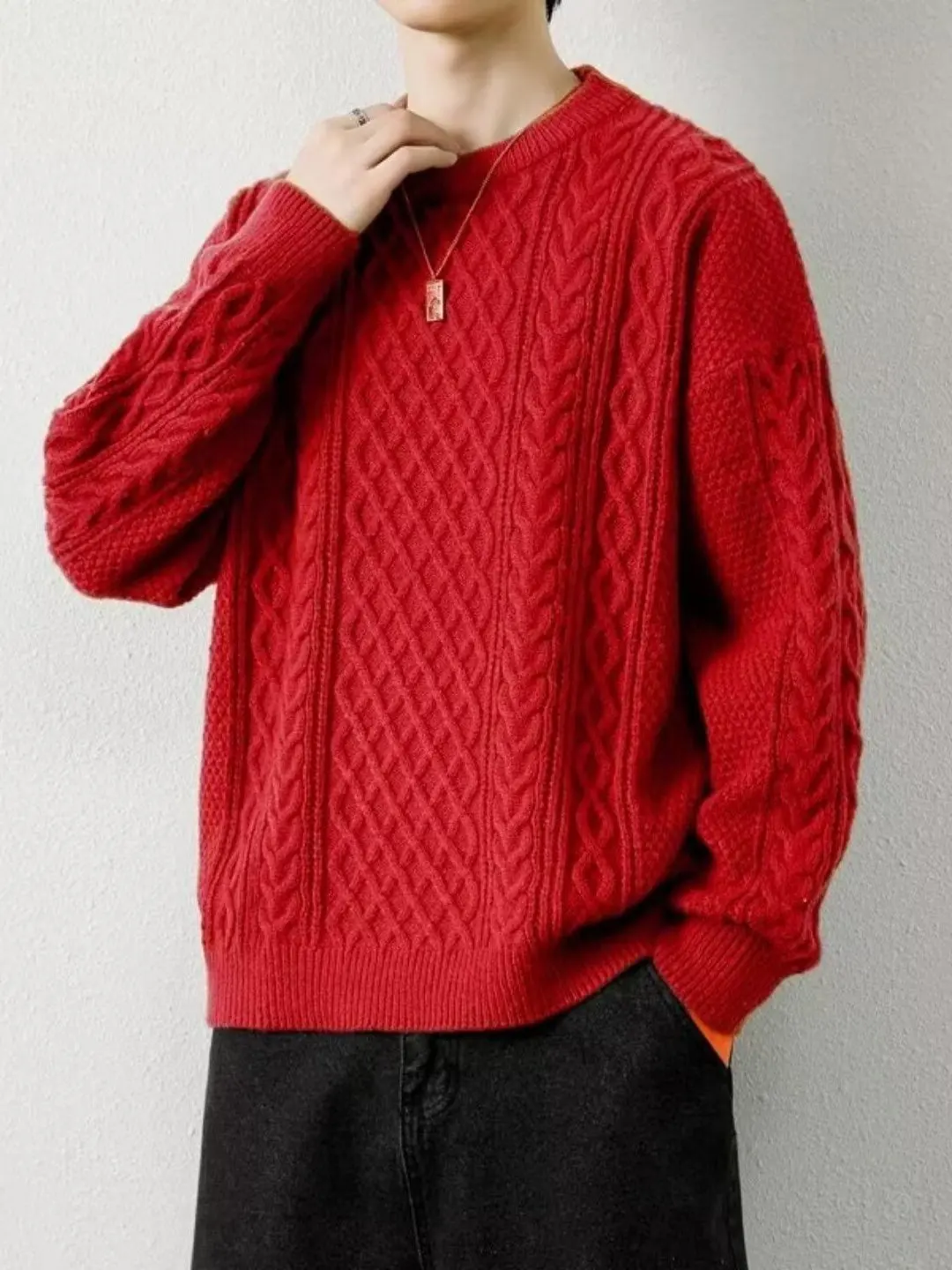 

Утепленный круглый вязаный свитер для мужчин красного цвета к Новому году и китайскому зодиакальному году, повседневная одежда, удобный, мягкий.