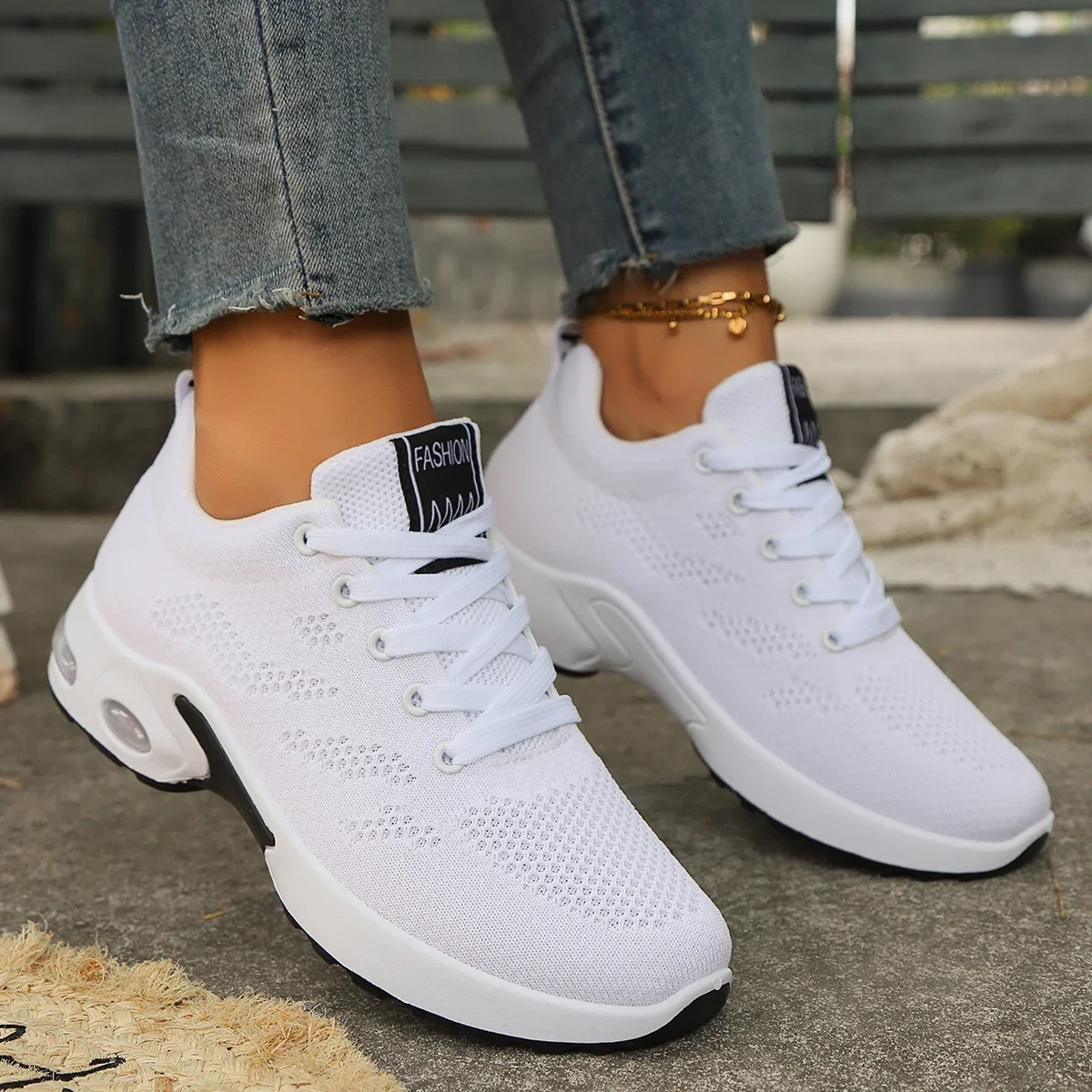 Mulheres sapatos casuais moda ao ar livre leve tênis de corrida malha respirável conforto correndo almofada ar rendas até tênis feminino