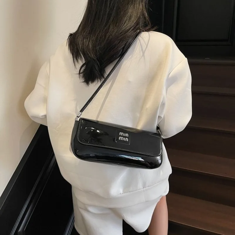 

Chic Ladies Handbag Underarm Maillard Style JK School Simple Cute Shoulder Bags Portable Casual Exquisite Creative Design