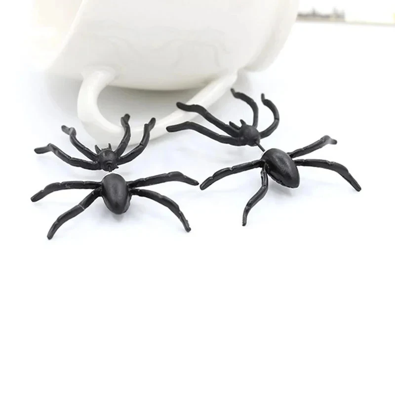 1-6Pcs Halloween Funny Spider Stud Earrings Woman 3D Black Spider Ear Stud Earrings Halloween Costumes Party DIY Decoration view 4