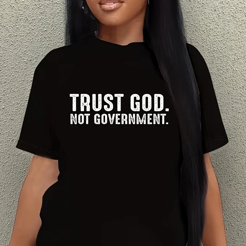 Trust God Not Government Women's Plus Size T-Shirt 100% Cotton 220g