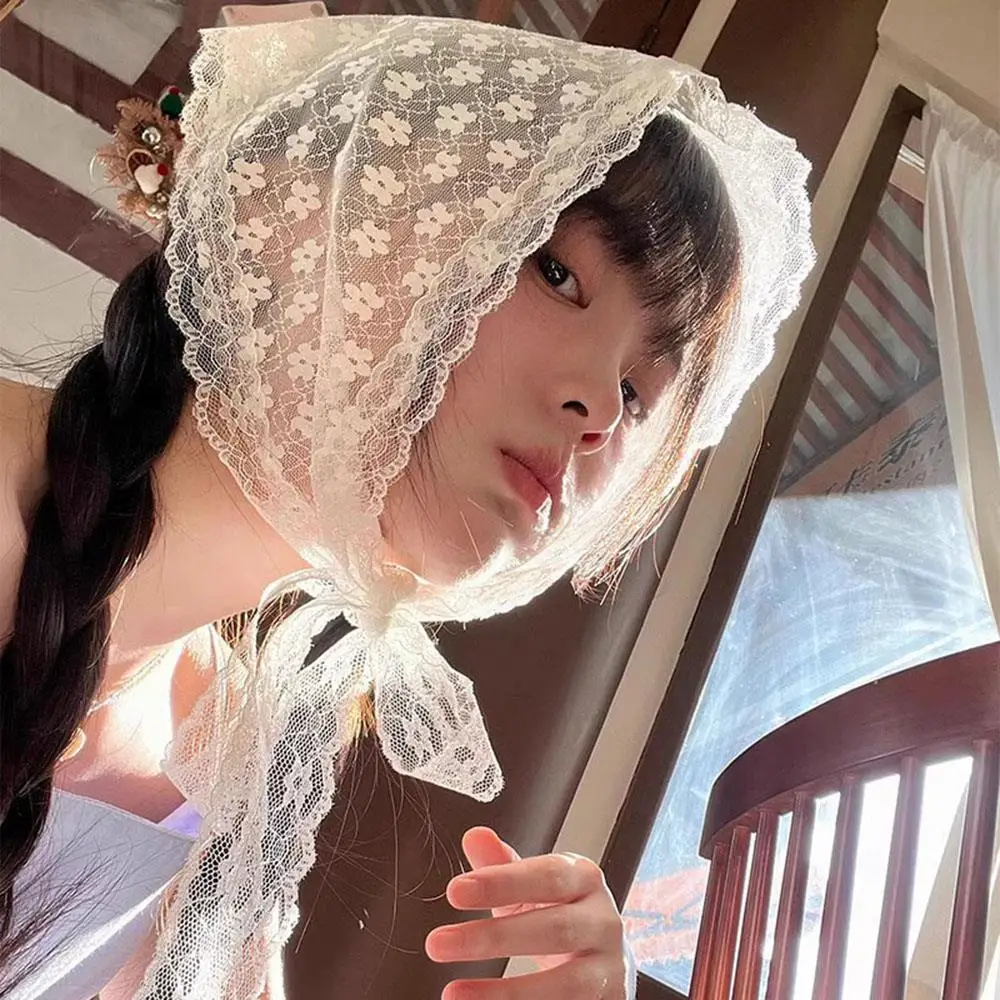 Pañuelo triangular de encaje para verano, elegante pañuelo de encaje Floral tejido blanco francés para el cuello, diadema para fotos de viaje, accesorios para el cabello