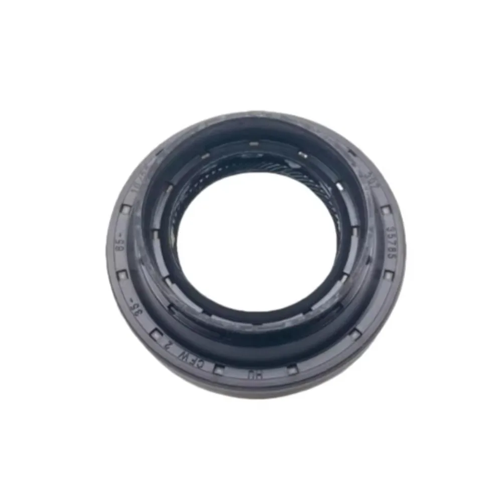 

LR003152 J9C7791 Rear Oil Seal, For Land Rover Range Rover LR2 and Land Rover LR2 Series Parts