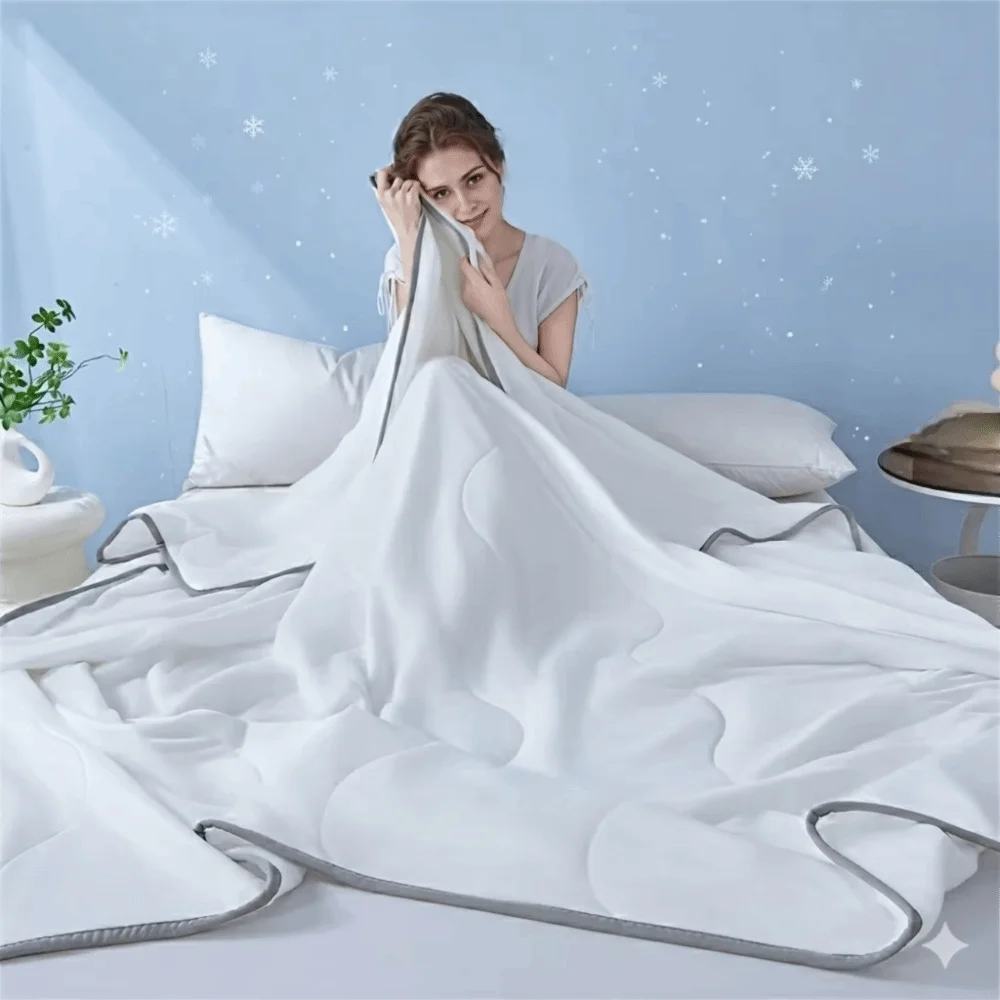 Thin Breathable Summer Ice Silk Quilted Quilt Machine Washable Lightweight Air-conditioning Comforters Solid Color
