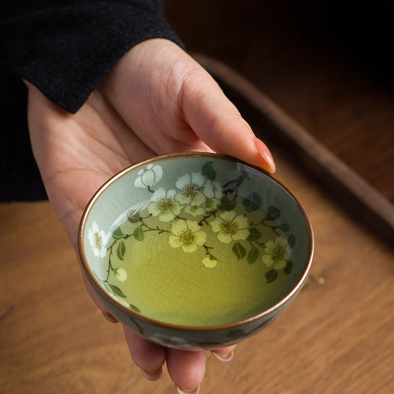 

Расписанная вручную чайная чашка с узором из цветов груши, глазурованная под цветом, высококачественная персональная чашка из Цзиндэчжэня для чайного набора.