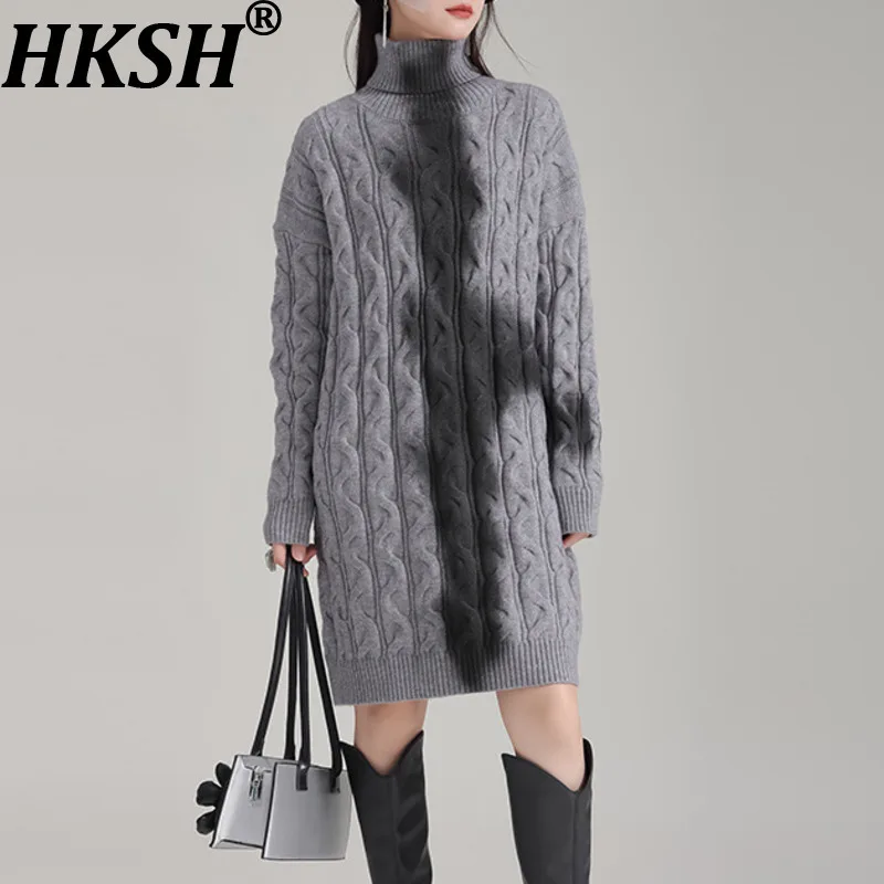 

HKSH 2025 Autumn Winter New Women Long Sweater Contrast Color Turtleneck Elegant Versatile Streetwear Chic Knitted Dress HK15711
