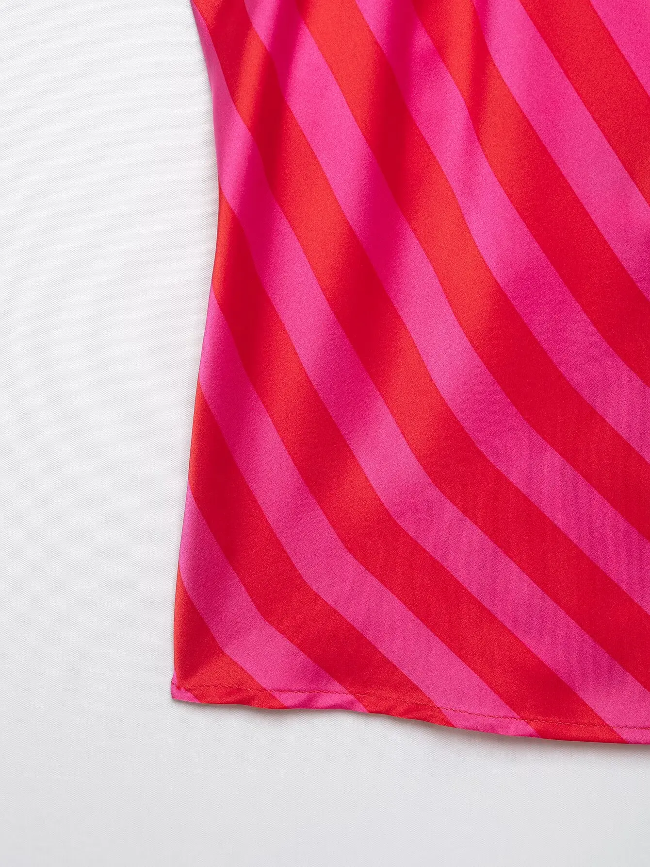 Damen Mode Satin-Streifen-Sets Sexy Neckholder Rückenfreies Ärmelloses Top + Lange Röcke Sommer Urlaub Neu 2-teilig – Detail 8