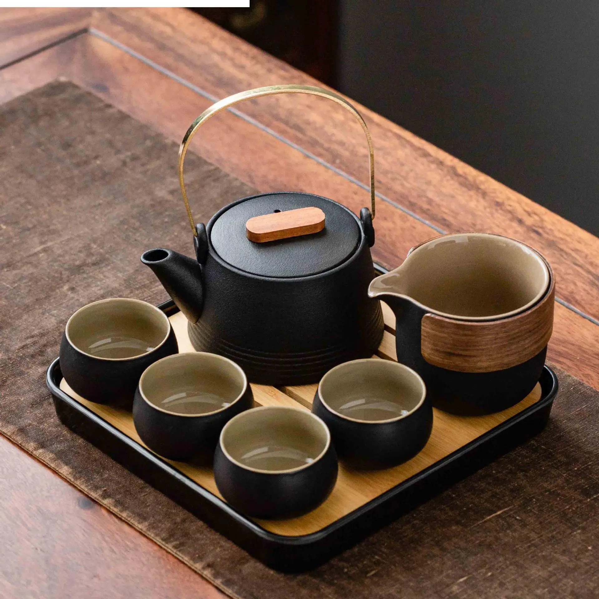 Quality Chinese Tea Set Hand-held Black Ceramic Teapot Teacup Kung Fu Box Purple Sand Charm Pet Ceremony