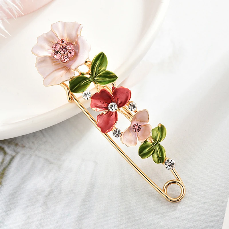 Elegant Rhinestone Pin Flower Enamel Brooch Women Simple Lapel Pin Accessories