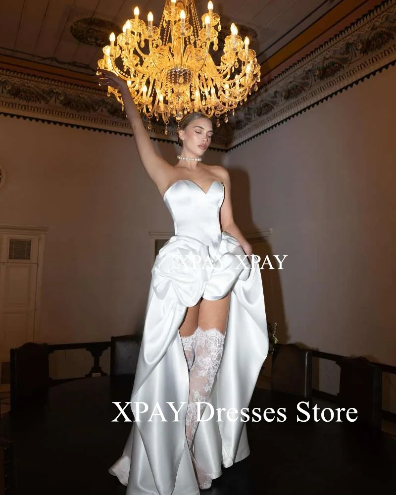 XPAY Sweetheart corto davanti lungo dietro abiti da sposa backless raso volant calzini abiti da sposa in pizzo serata formale del partito