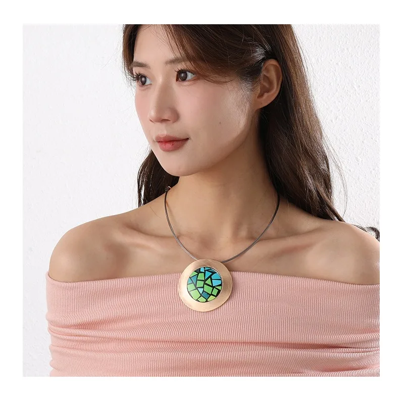 

Short Necklace Metal Exaggerated Brushed Necklace Popular Jewelry Women's Alloy Necklace