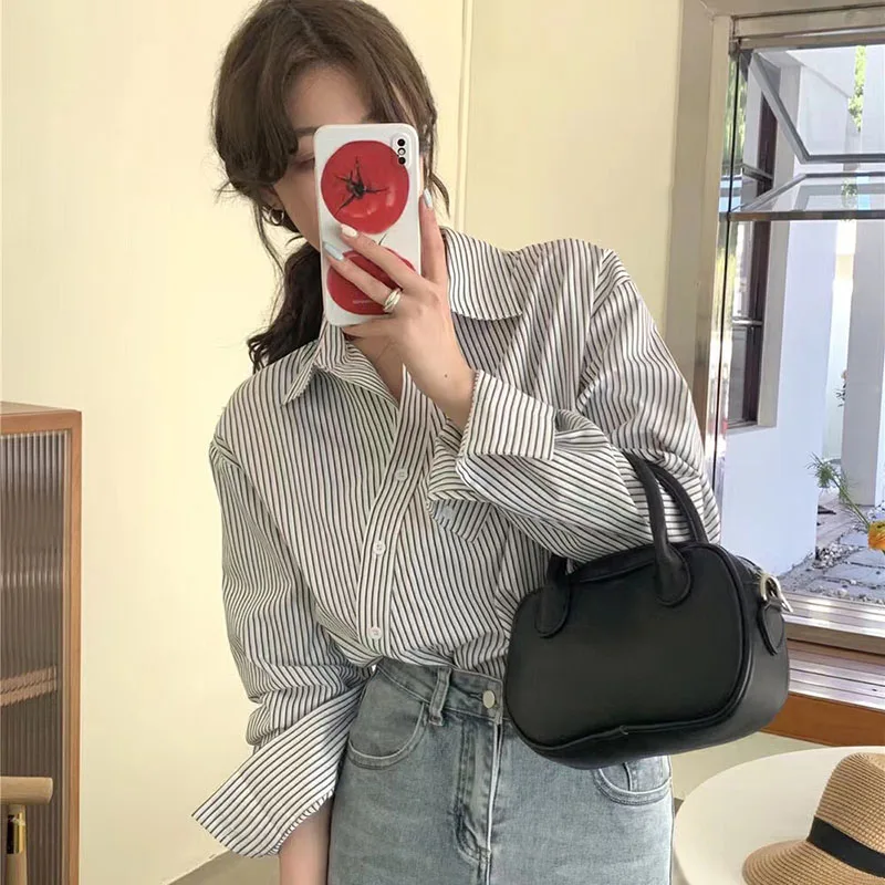 

Chic Early Spring Women's irt Design Sensation Loose Long Sve Striped Unregular Collar Faion Korean Sle Commute Wind