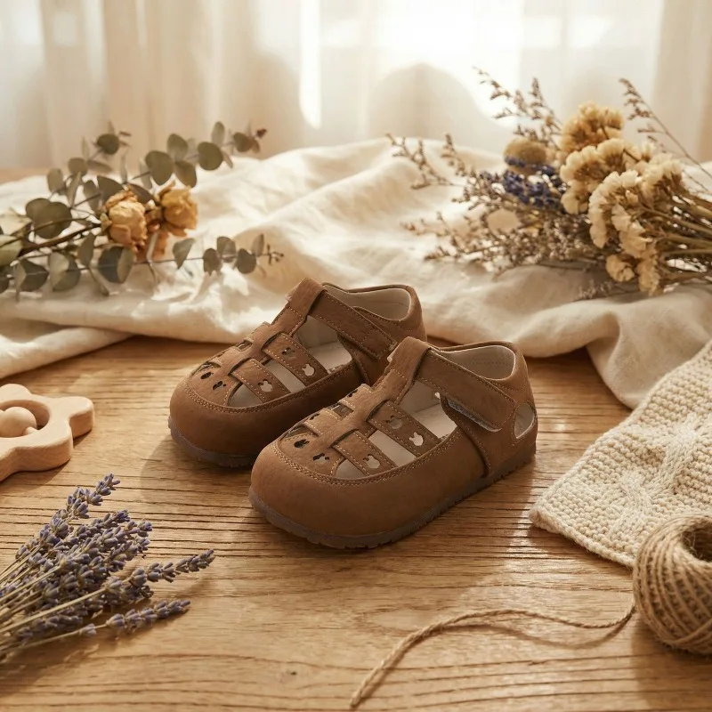 Baby-Sandalen mit Lochmuster, vielseitige Prinzessinnen-Schuhe für Kinder, runde Zehenpartie, weiche Sohle, Sommer 2026 Neu, Kleinkind-Strandschuhe, lässig, rutschfest – Detail 4