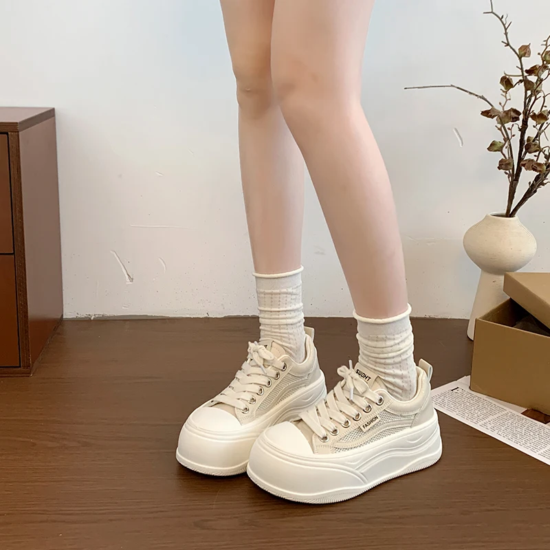 

Новые модные женские кроссовки на массивной подошве 2026 года: легкие, нескользящие, с эффектом увеличения роста, для повседневной носки