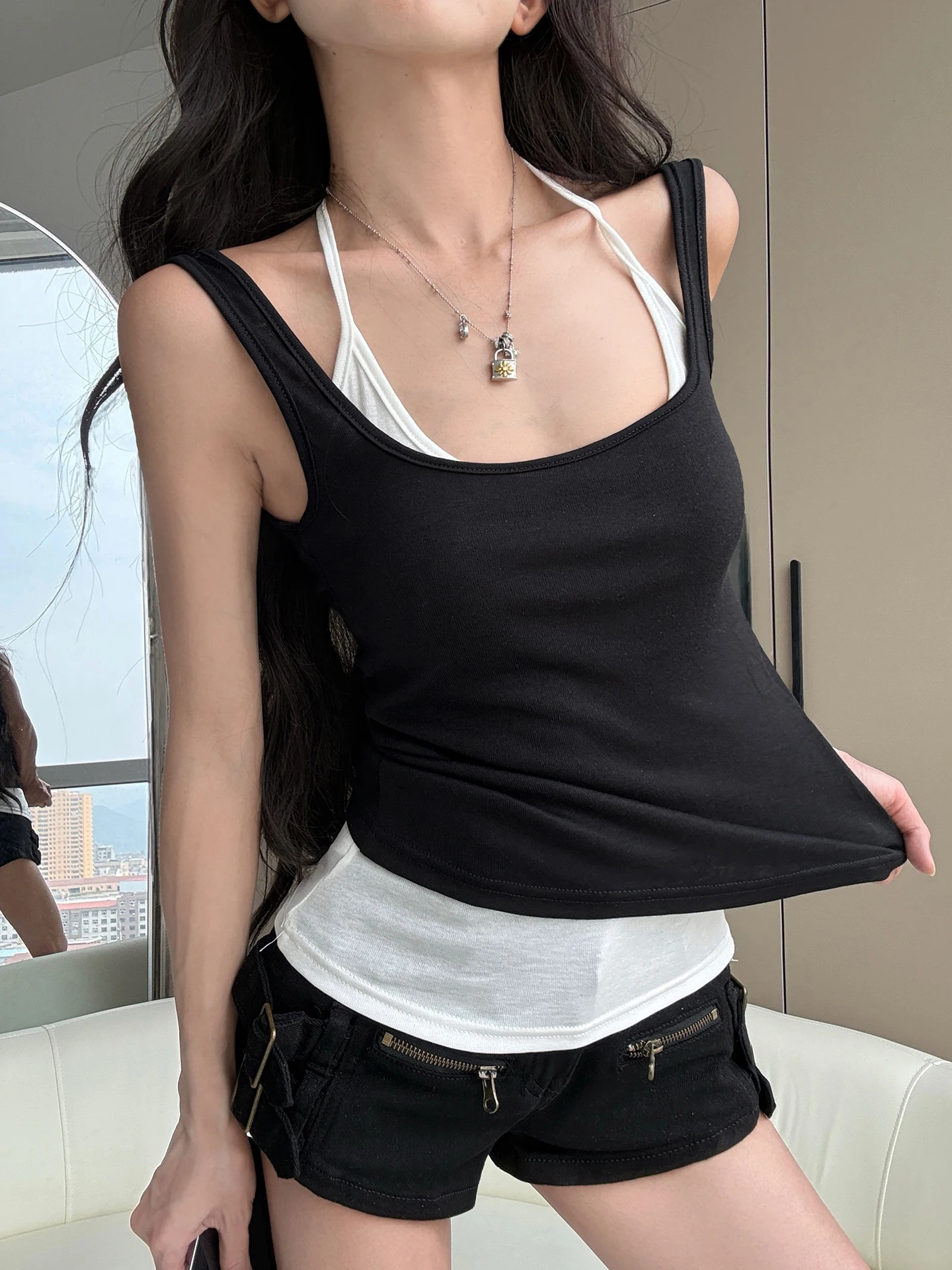 MianCun Korean Style Slim Fit Color Block Neck Hanging Strap Vest Women Summer Waist Cinching Back  Top U-Neckline Short