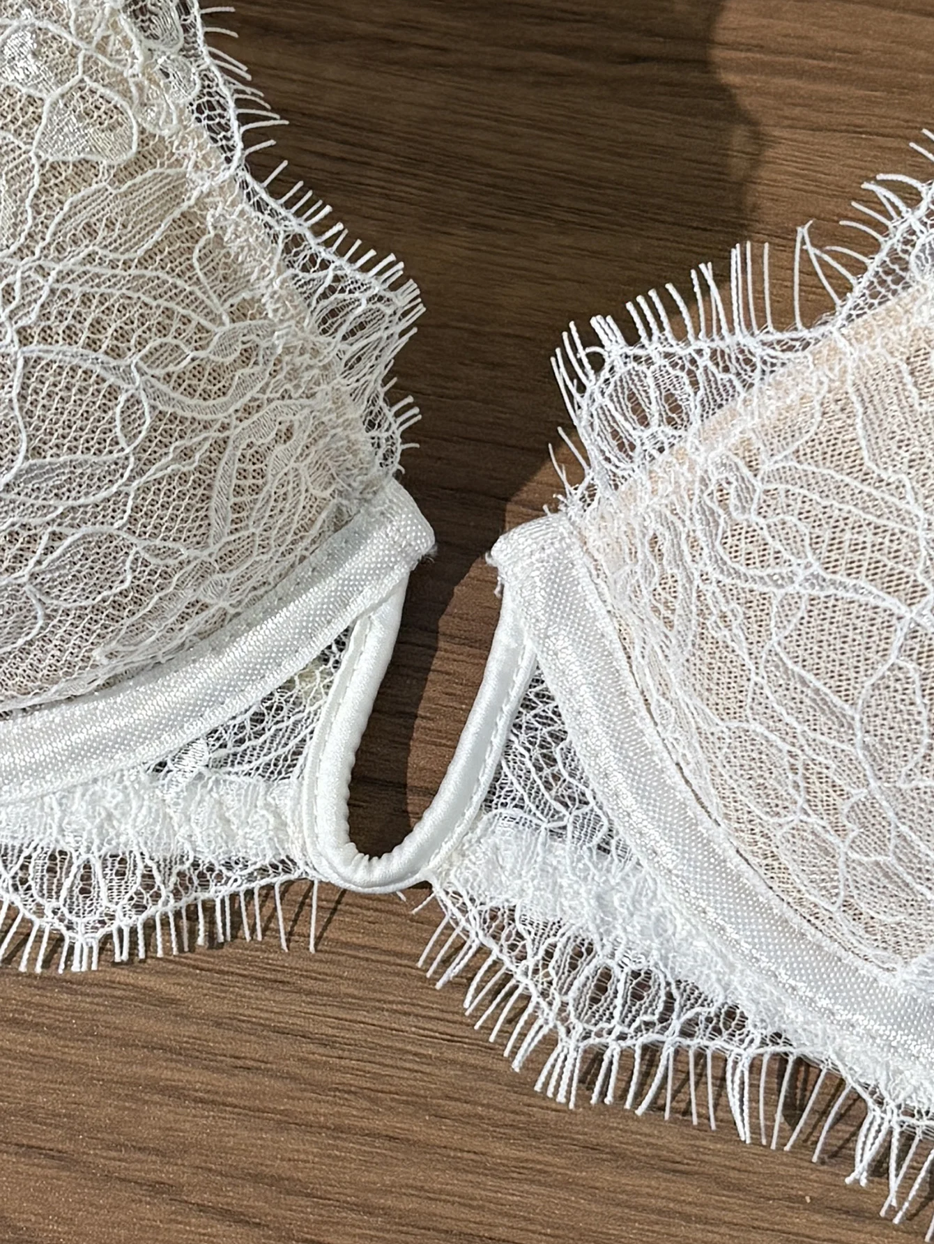 Conjunto de bralette y bragas blancas de encaje francés para mujer, conjunto de dos piezas de ropa interior sexy y fina de verano Pure Desire