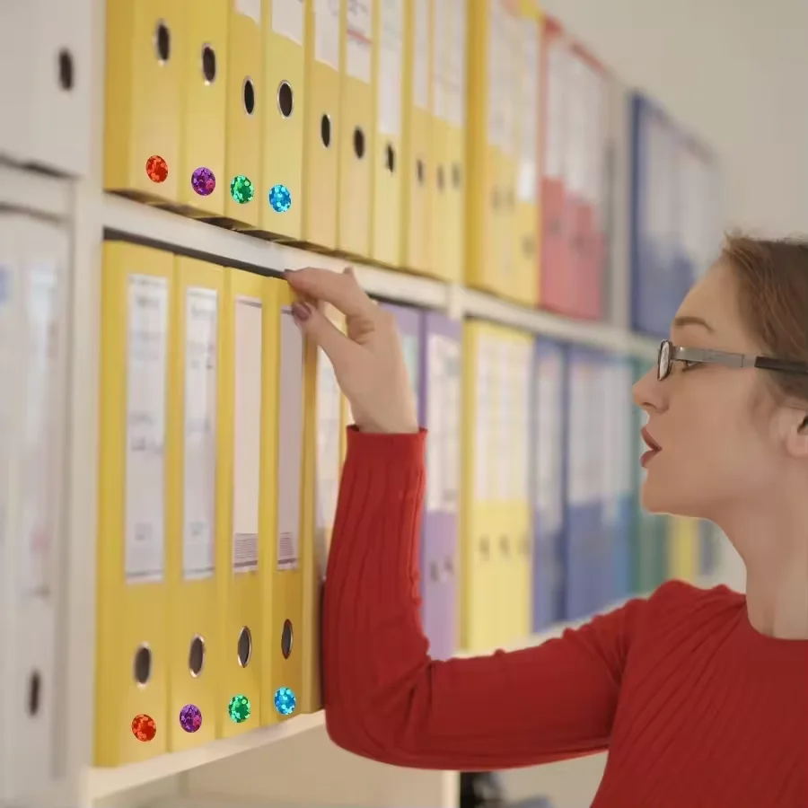 ملصقات مشفرة ملونة 1760 ملصقات نقاط لامعة بالليزر ملصقات نقطية 1/4 بوصة، 16 أنماط ملونة من ملصقات الملصقات المزودة بالألوان للمكتب