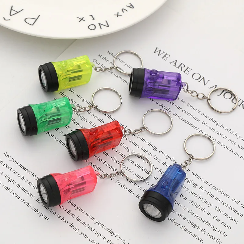 LED Keychain Flashlight Mini Flashlights Pocket Torch Key Ring Pendant Small Emergency Flashlight Keychain Pendant