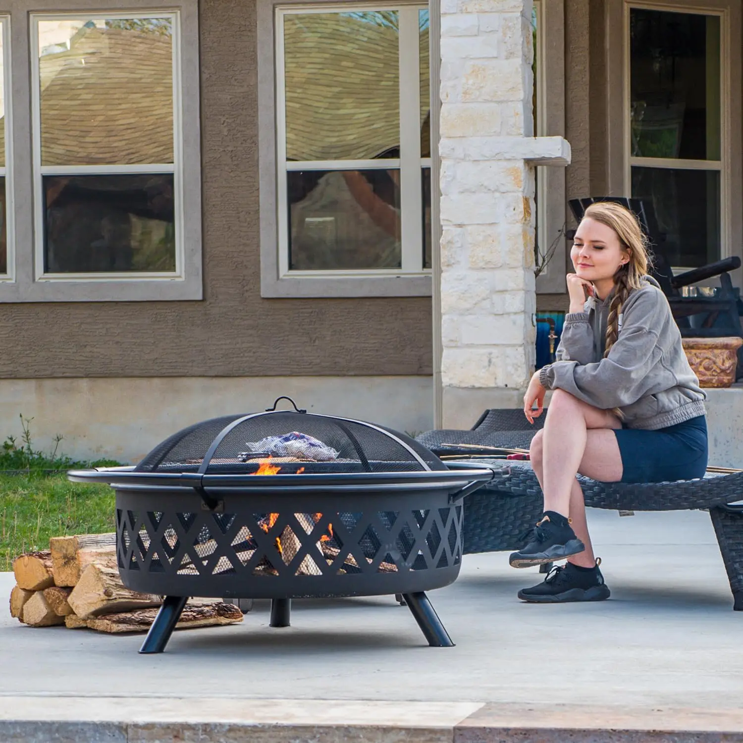 42” Black Patio Wood Burning Fire Pit with Mesh Spark Screen and Fireplace Poker for Outdoor Bonfire