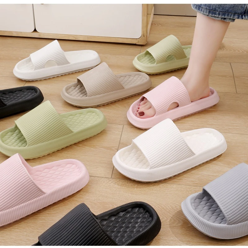 夏のビーチサンダル レディース 滑り止め バスルーム ホームスリッパ 厚底プラットフォーム クラウドスリッパ EVA ソフトソール ピロースライド
