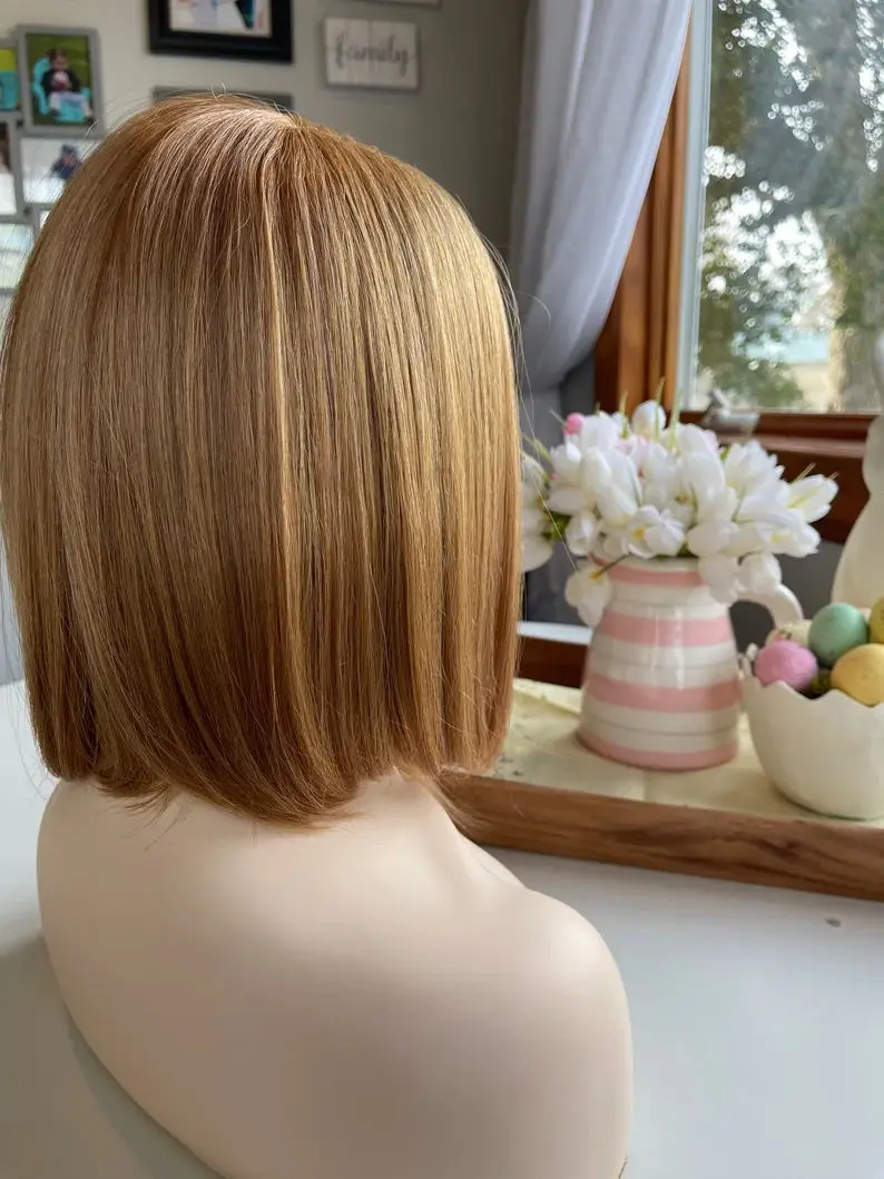 شعر مستعار طبيعي واقعي مقطّع مسبقًا بطول 12 بوصة، شعر مستعار صناعي بدانتيل أمامي طبيعي مفرود، غطاء متوسط الحجم #2