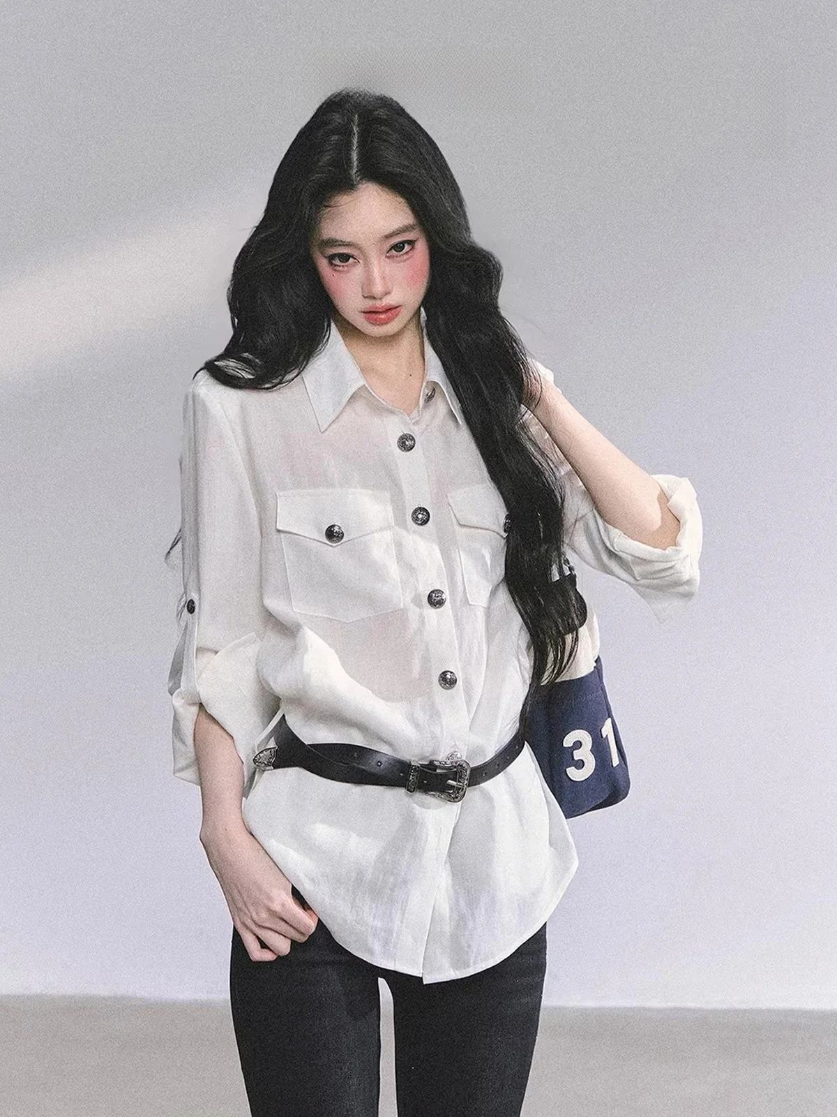 

AOMALM Minimalist White Neck Shirt Commute Top Women's Fashion Refined Simple Style Long Sleeve Comfortable Breathable