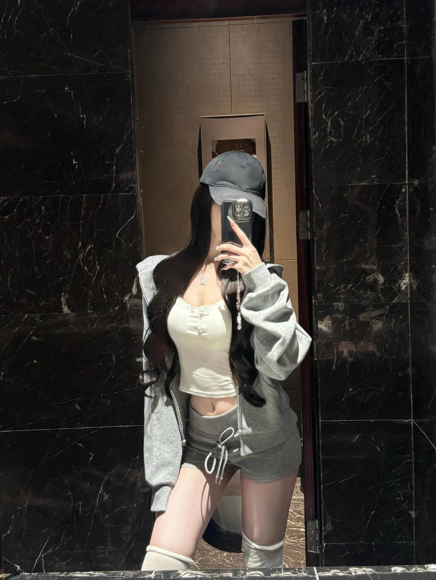 

Grey Hoodie Jacket And Shorts Set Women's Casual Sporty Leisure Two-Piece Suit Autumn Fashion Loose Fit Pure Color Zipper