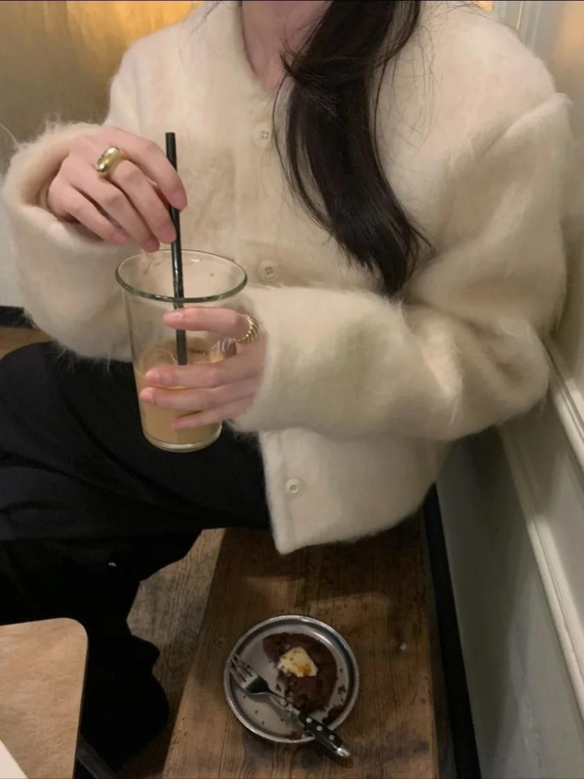 Chique redondo Ne Thiened Terno de Lã Quente Jaet Feminino Faionable Casacos de Inverno Aconchegante Plu Sle Commute Vento