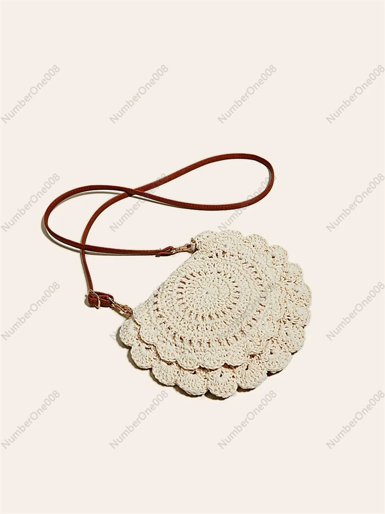 حقيبة كتف بوهيمية من القش من الدانتيل الفرنسي المجوف للنساء محفظة صيفية لقضاء العطلات على الشاطئ
