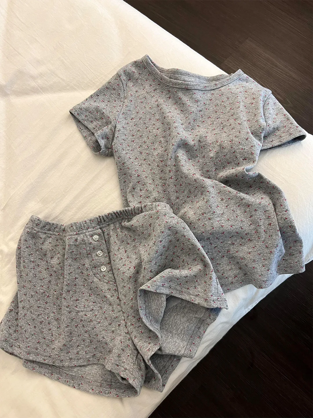 Summer Women's Sleepwear Home Suit Set with Light Floral Round Neck, Comfortable Short Sleeved Shorts, Sleepwear Home Suit Set 6