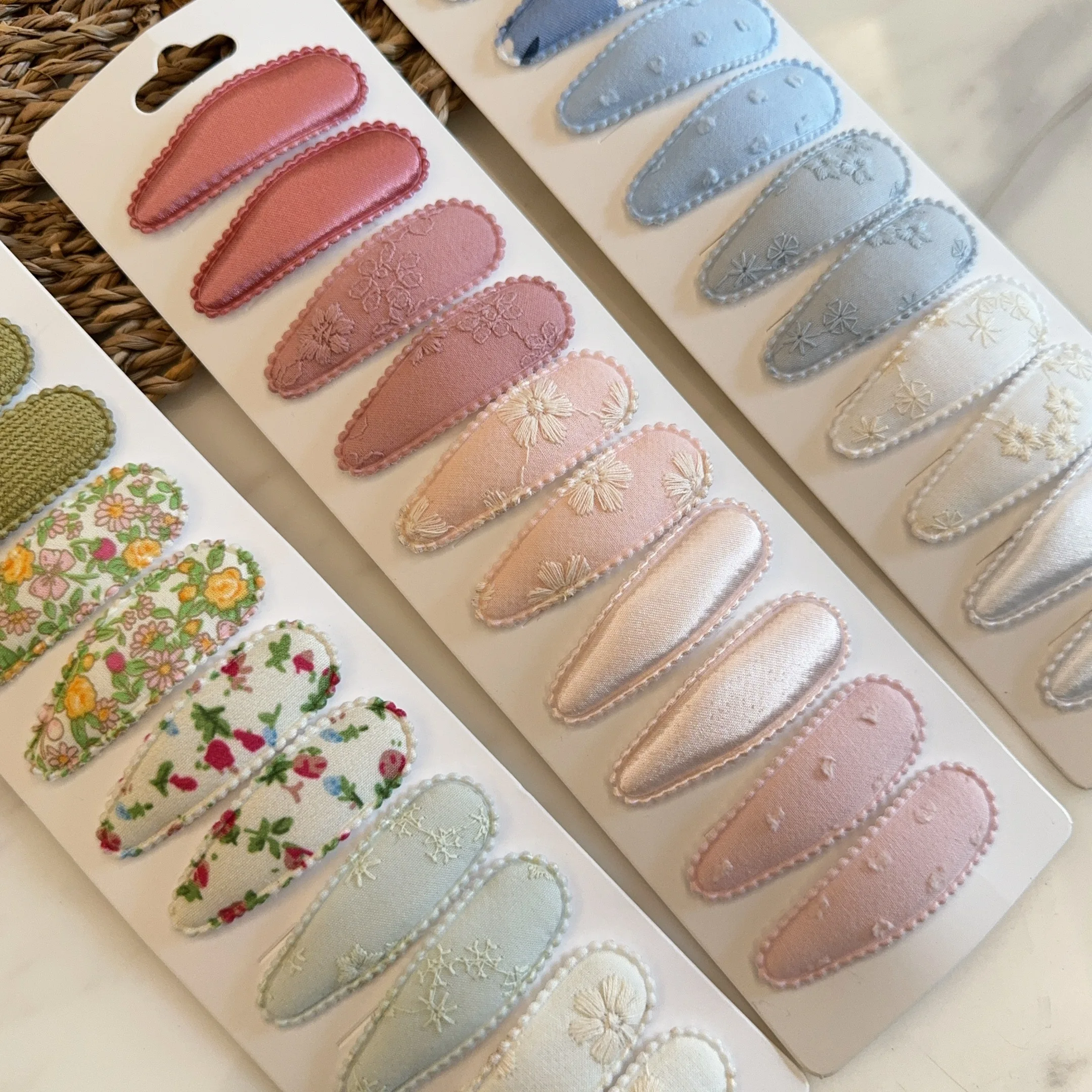 

10Pcs/Lot Hair Accessories Girls Hairpin Print Solid Flowers Plaid Pattern Hair Clip Cute Powder Hairgrip New Children Headdress