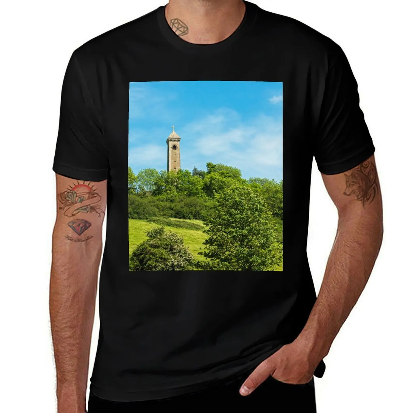 The Tyndale Monument North Nibley Gloucestershire T-Shirt Big Size Loose Fit Tee Shirt