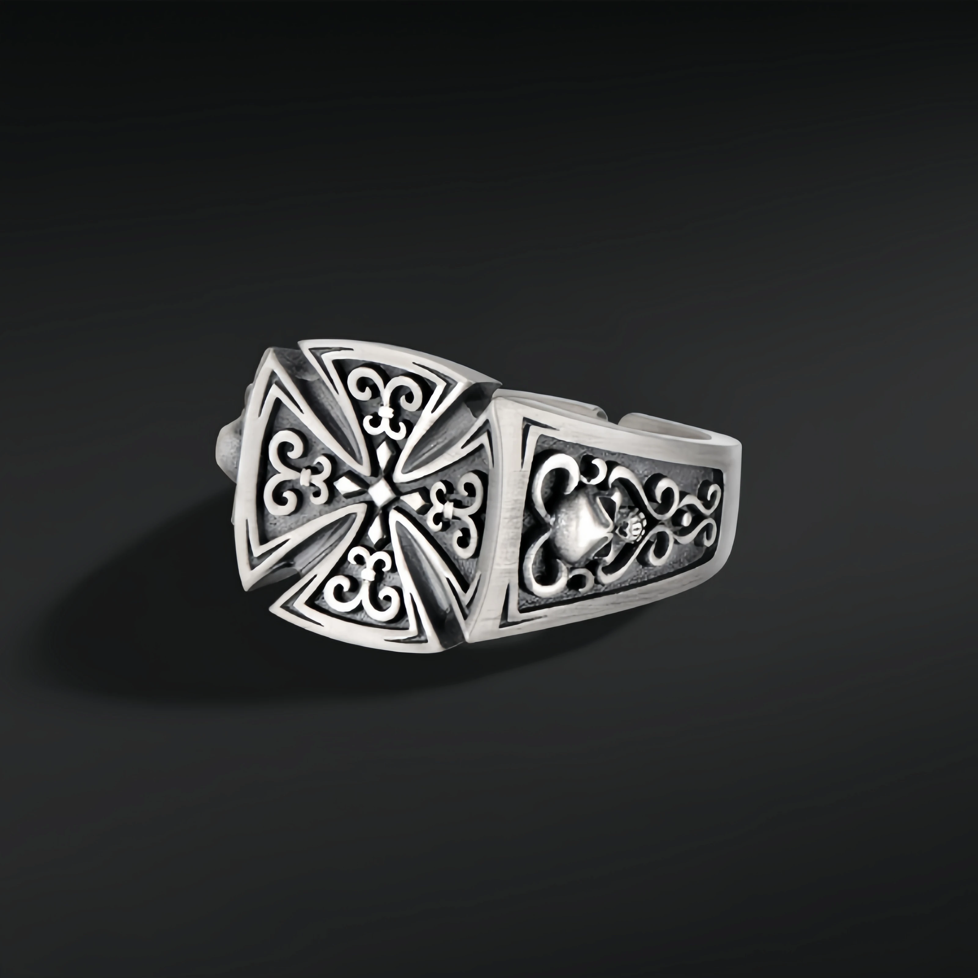Retro Croix de Guerre Rose Pattern Adjustable Open Ring For Men Silver-plated Copper Punk Gothic Edgy Jewelry Accessories Gift