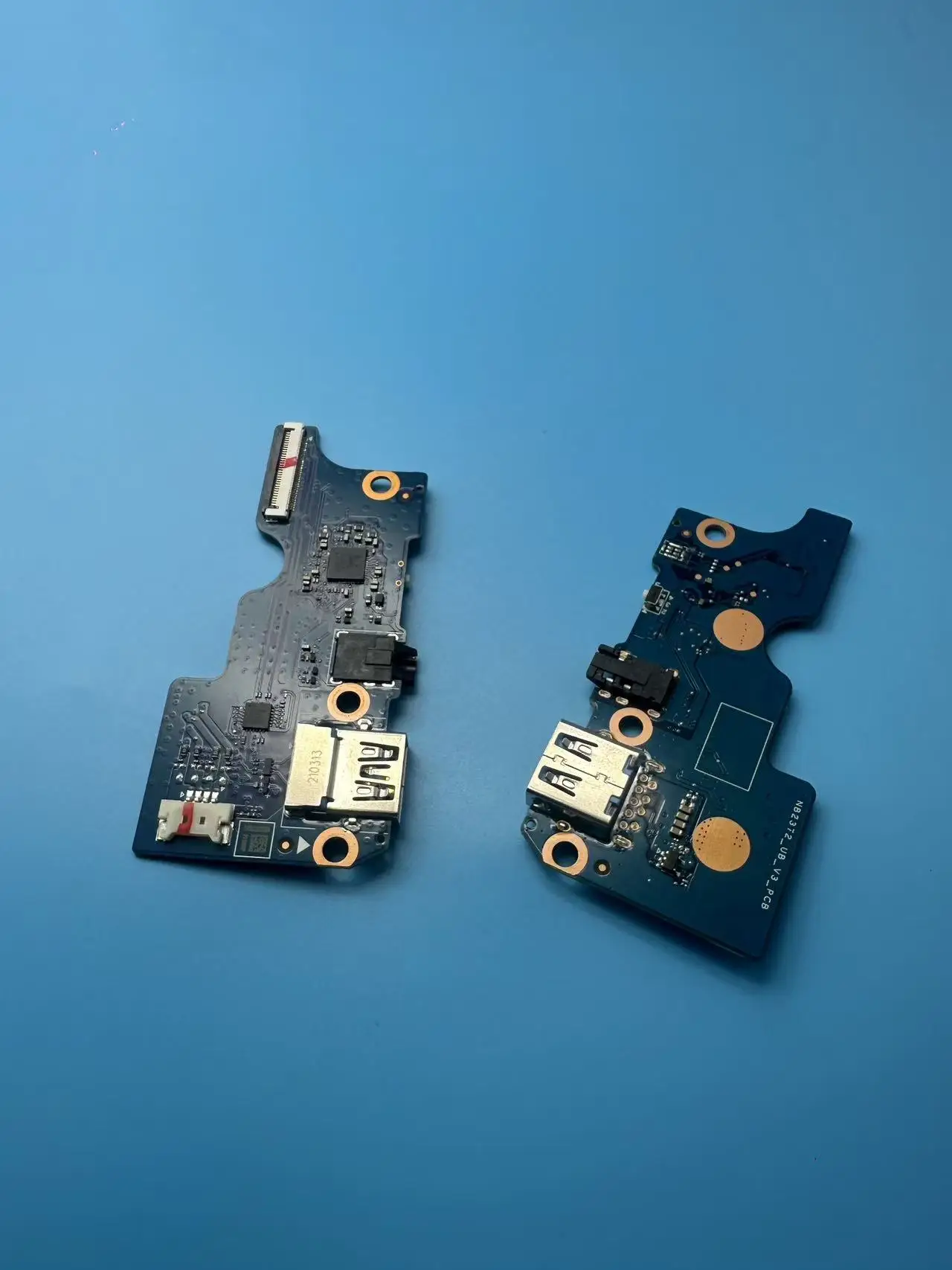 

Original BRAND NEW LAPTOP USB BOARD For Acer TraveMate B311-11 B311R-31 Audio IO Board NB2372_UB_V3_PCB 100% Tested Fast Ship