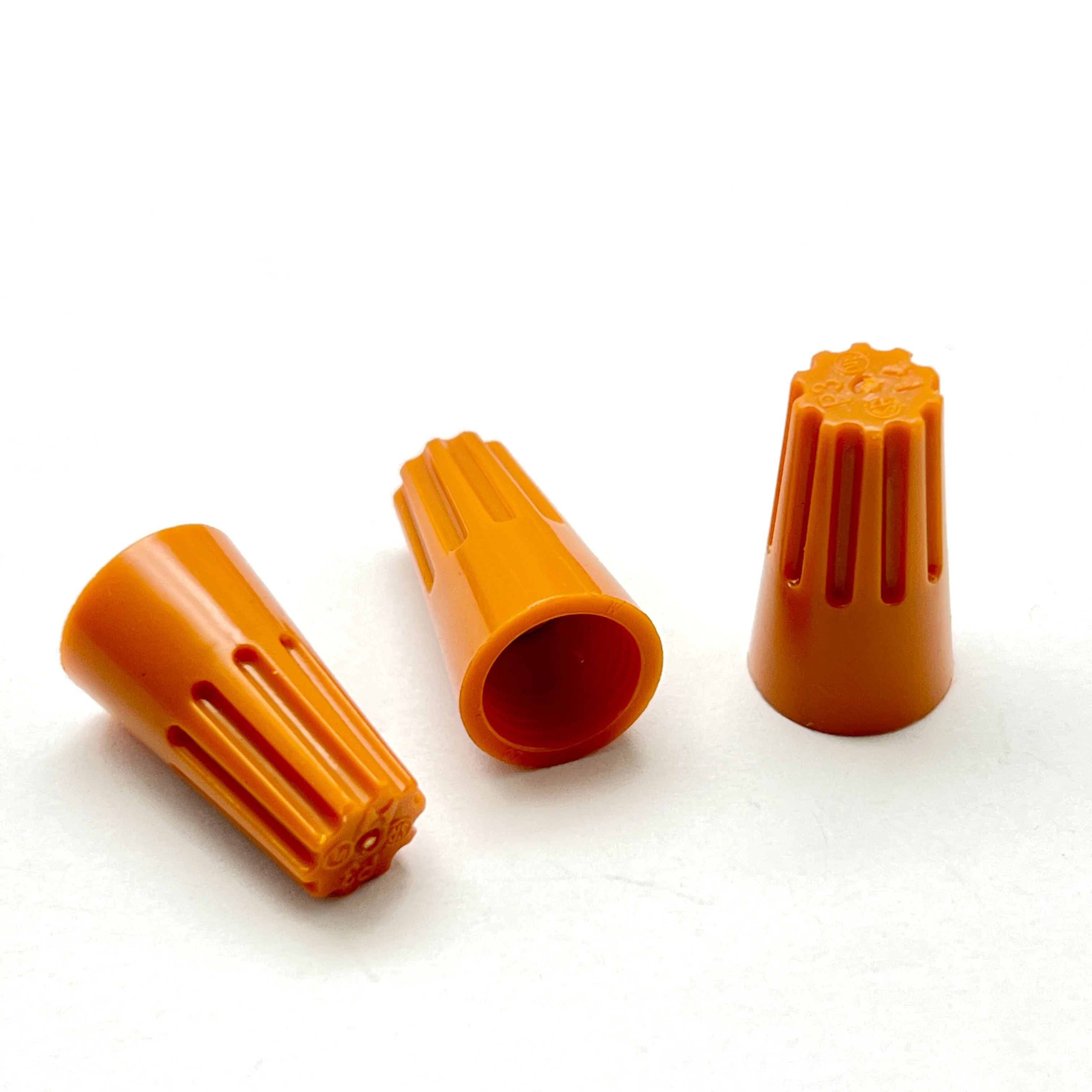 50 PCS flame retardant nylon PA spiral wire cap and 2 2.5mm ² wires 300V/600V