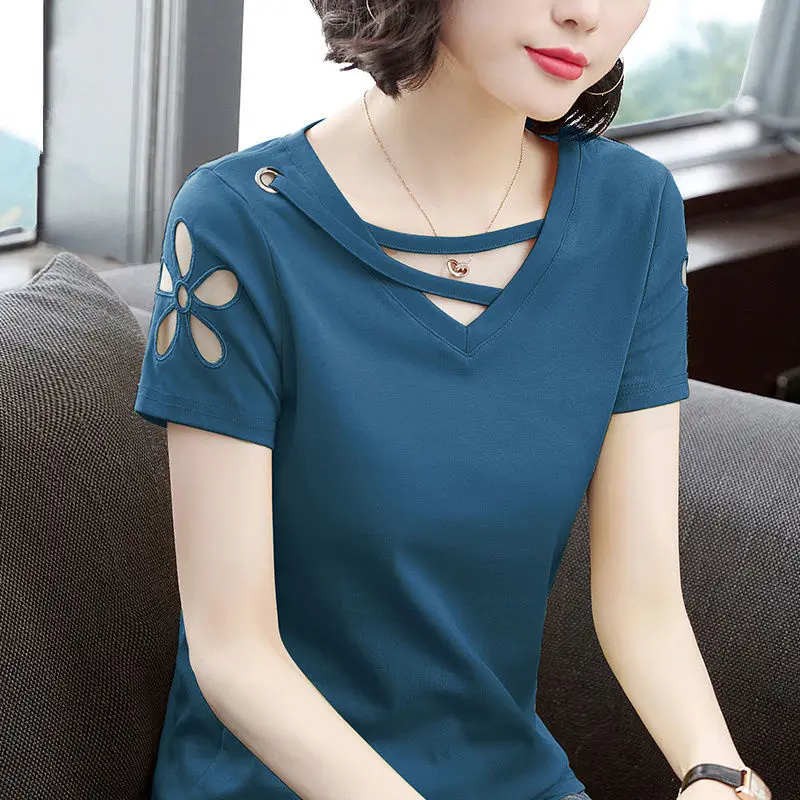 Summer Fashion V-neck Hollow Out Slim Casual Pullover T-shirt Women Solid Color Short Sleeve Oversized Tee Ladies Vintage Tee