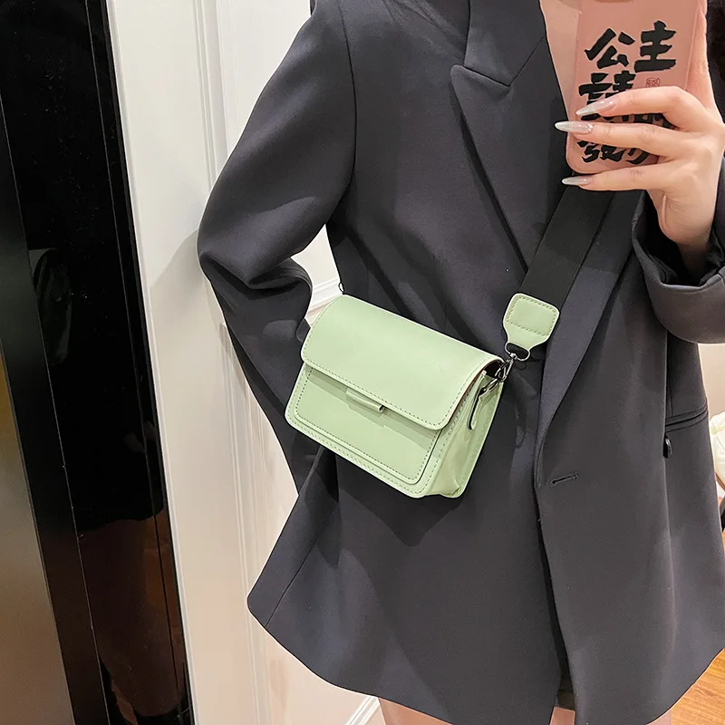 Classic Designer PU Leather Crossbody Bag for Women Travel Handle Handbag Fashion Shoulder Messenger Bag Ladies Small Flap Bag image 2