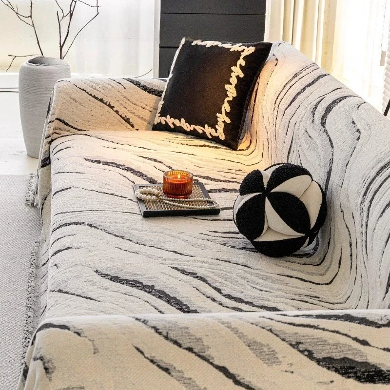 Modern Minimalist Nordic Chenille Sofa Cover Four Season Universal One Piece Wear Resistant Cat Scratch Proof Sofa Blanket
