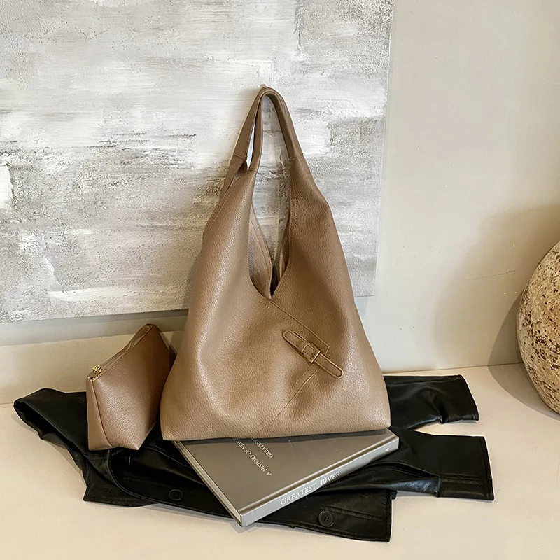 

Fashion sense solid color soft leather underarm bag women's new autumn commute simple large capacity single shoulder Tote bag