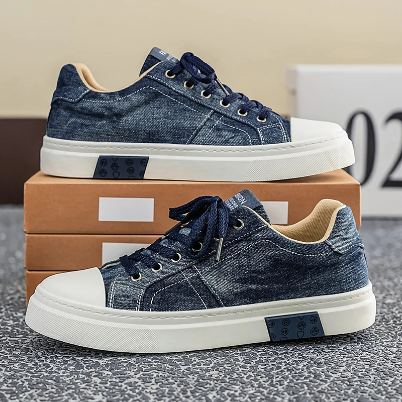 2026 Spring‑Autumn New Canvas Shoes Breathable Versatile Skateboard Shoes Men Soft‑Sole Casual Fashion Trendy Canvas Sneakers
