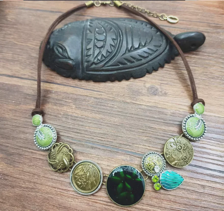 European and American retro color painting oil accessories leather rope necklace feminine explosions Joker national wind flower